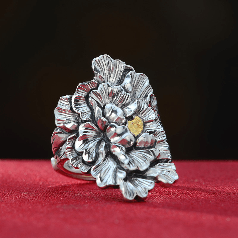 シルバーアクセサリー 牡丹の花びら重なり リング