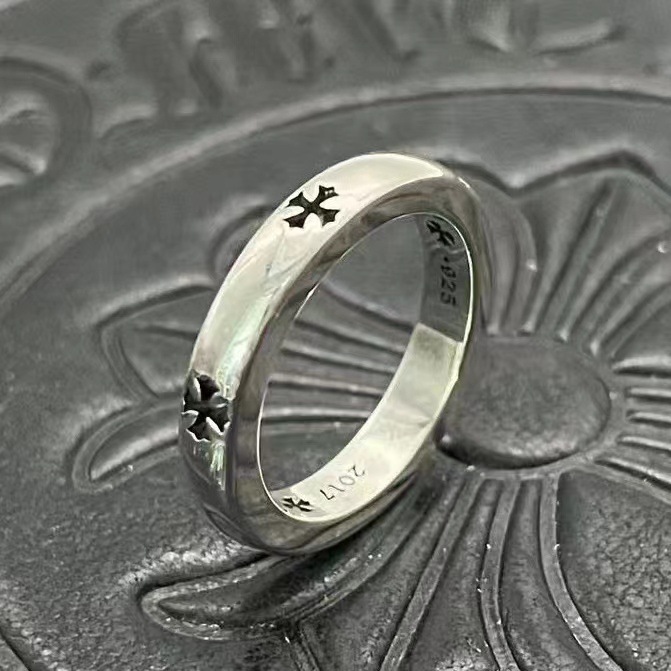 シルバーアクセサリー 花十字クロス透かし彫りリング