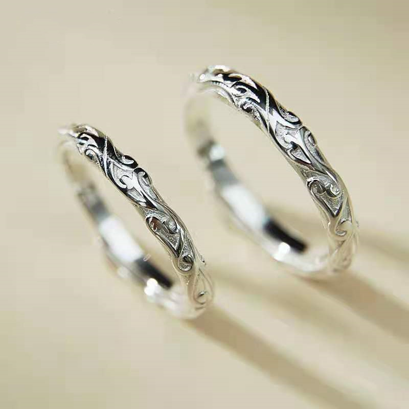 シルバーアクセサリー 唐草模様の絆リング