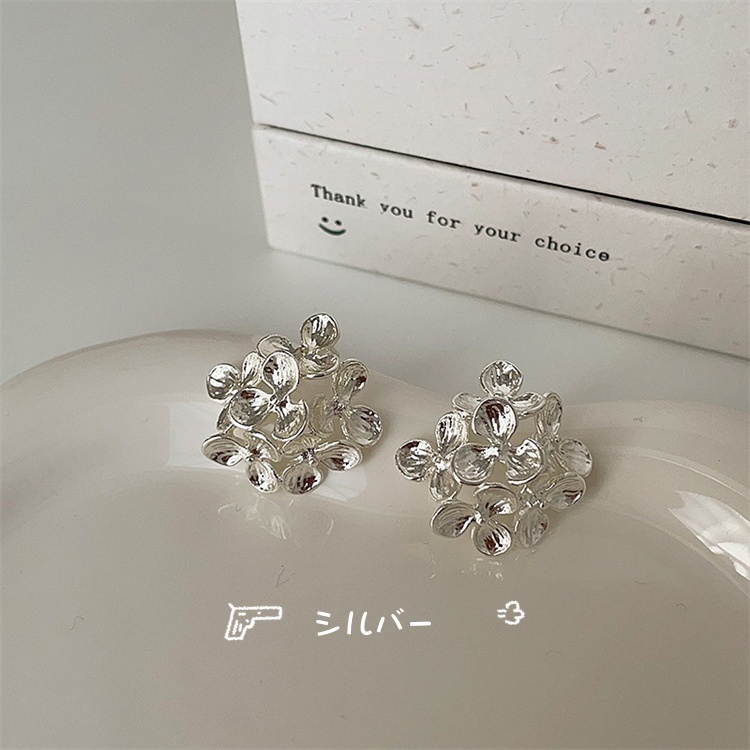 シルバーアクセサリー 花束モチーフピアス レトロ文芸風