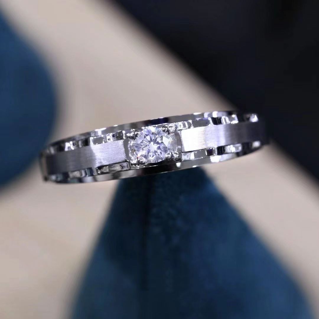 シルバーアクセサリー 上品な一粒石留めリング