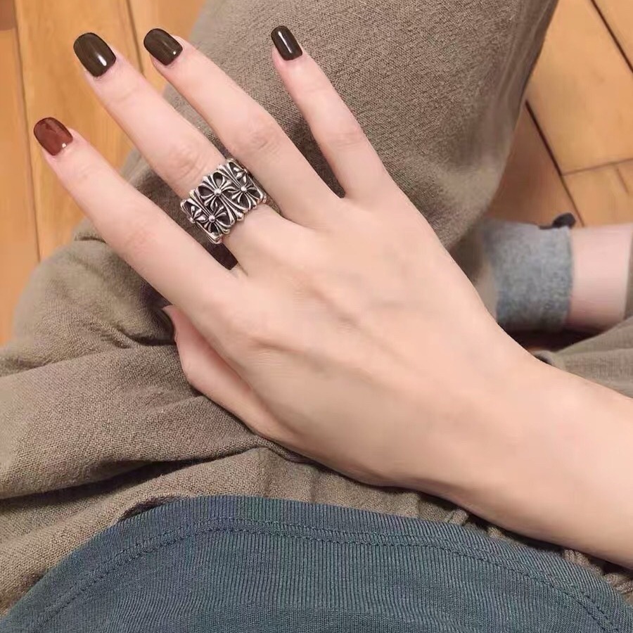 シルバーアクセサリー 十字フラワー装飾リング