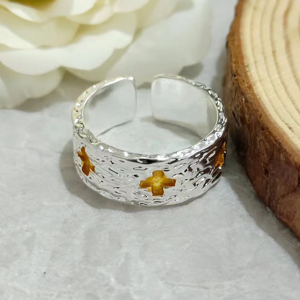 シルバーアクセサリー クロス象嵌風 重ね打ちリング