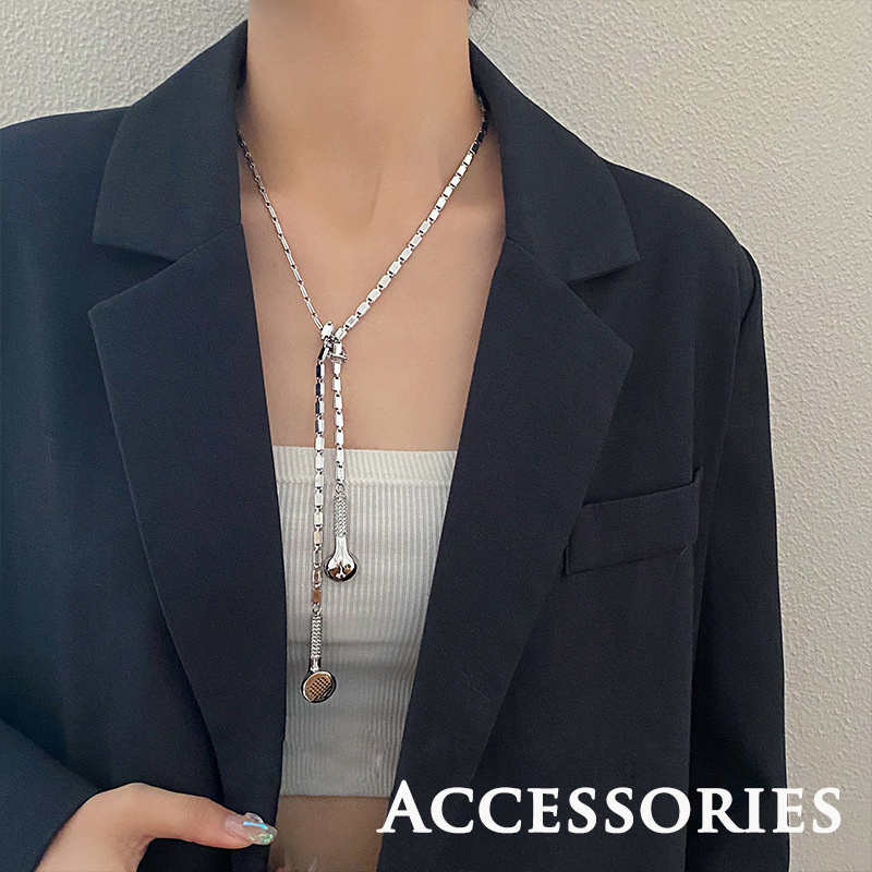 シルバーアクセサリー 銀色ロングネックレス レディース チェーン ペンダント 上品
