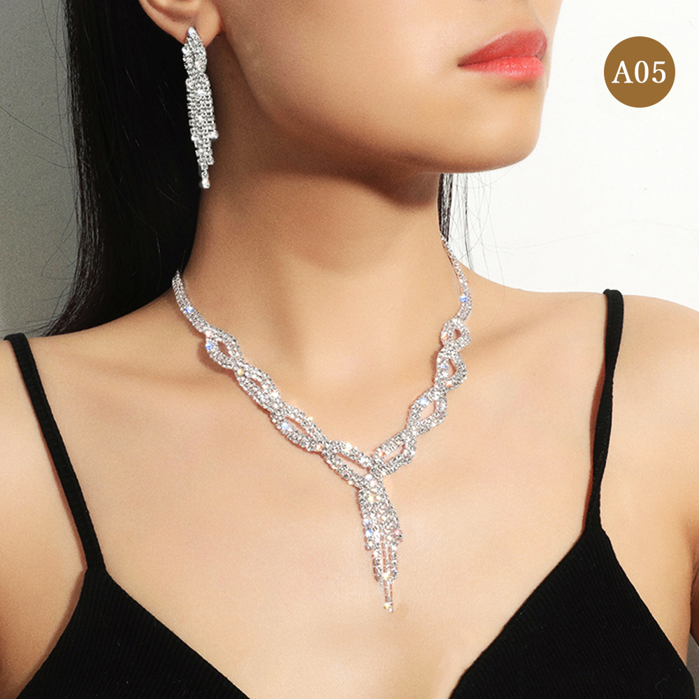 シルバーアクセサリー 豪華ラインストーンネックレスピアスセット結婚式用