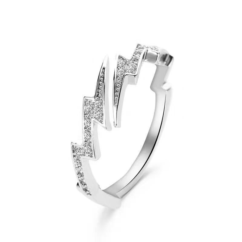シルバーアクセサリー 稲妻デザインクリスタルリング