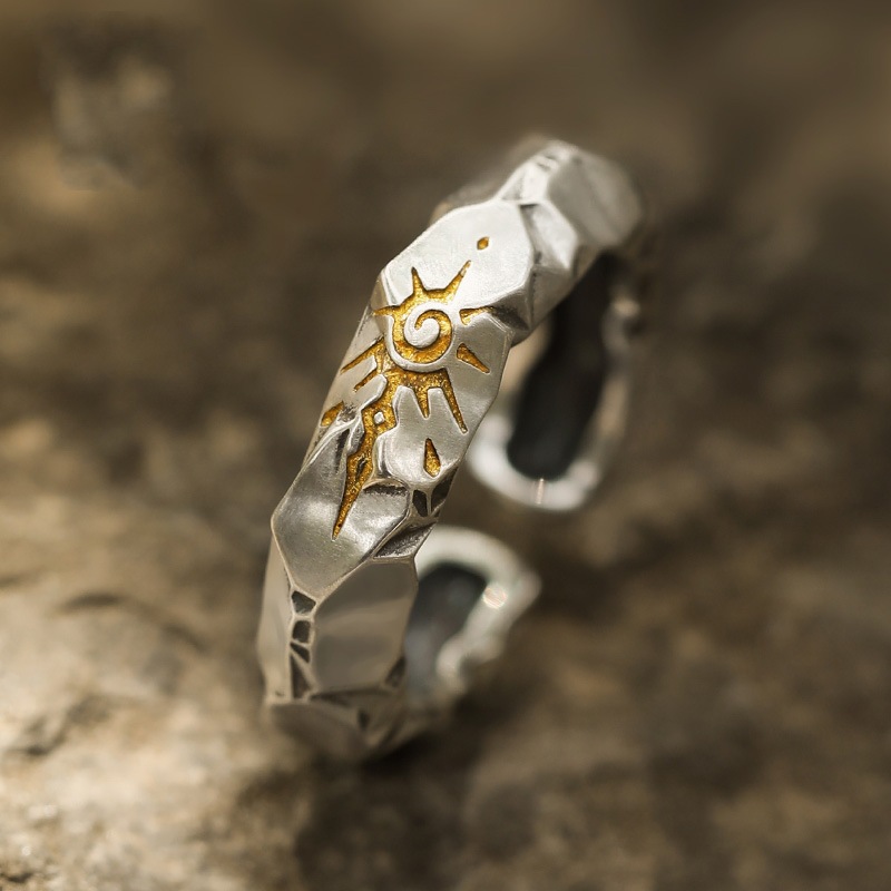 シルバーアクセサリー 陽光彫刻 多面体リング