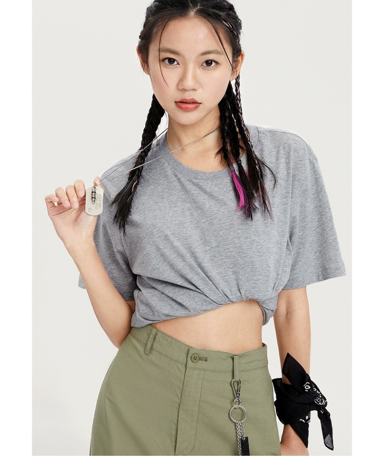 体型をより美しく見せる！レディース無地のTシャツおすすめ5選
