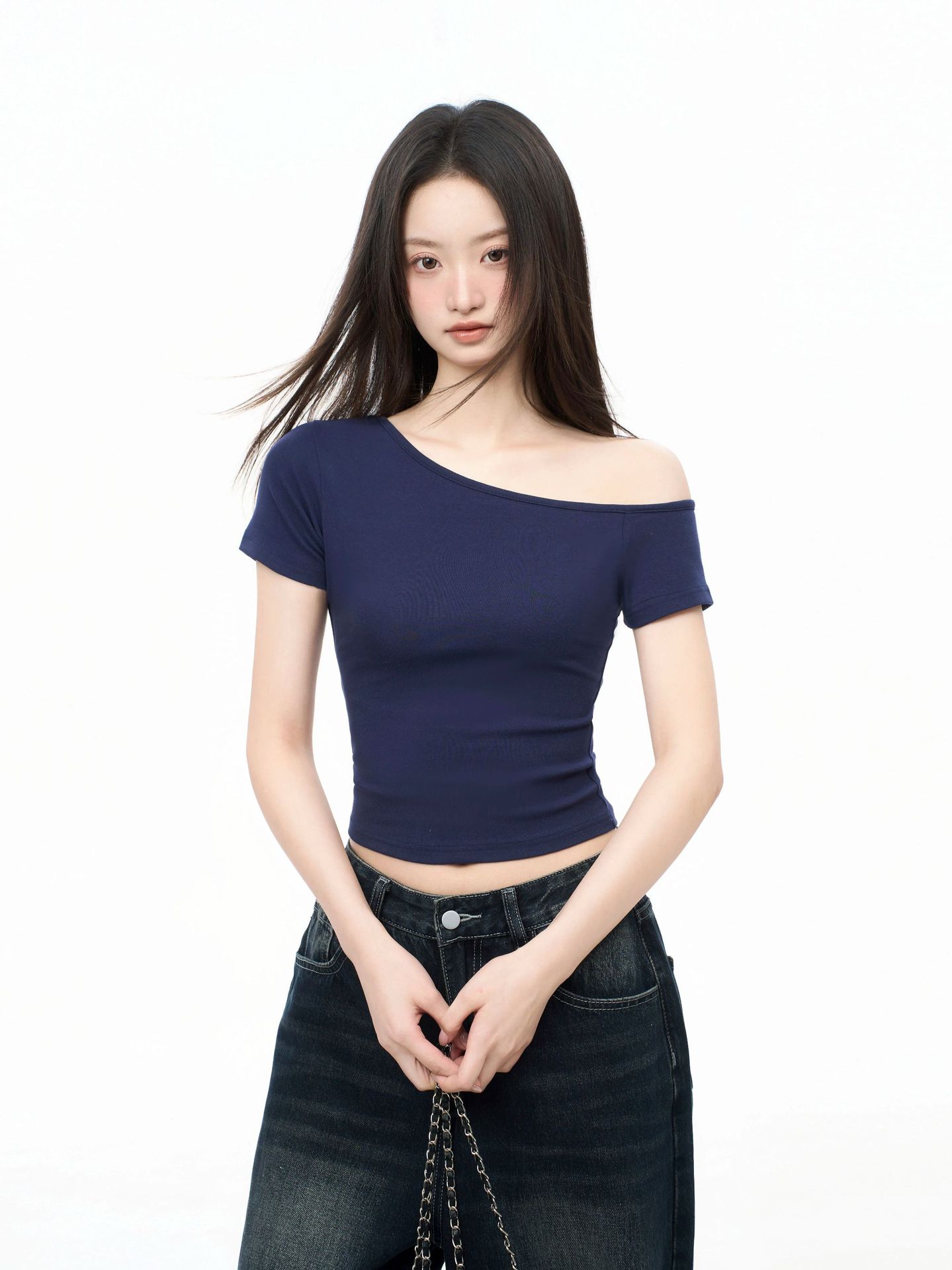 無地 Tシャツ すっきり肩見せショート丈無地カットソー