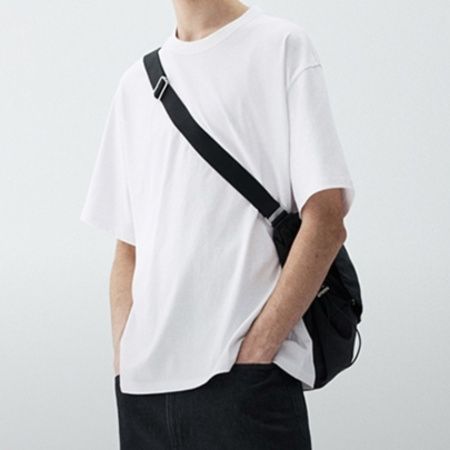 https://fulmo-img-server.com/simpletee/1747197592615_jdp3l3md_xw3yr7ox.jpeg
