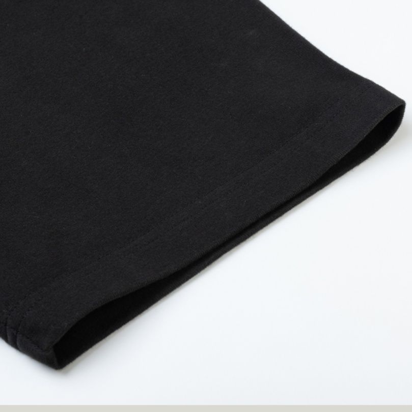 無地 Tシャツ ゆったりシルエットの定番無地半袖
