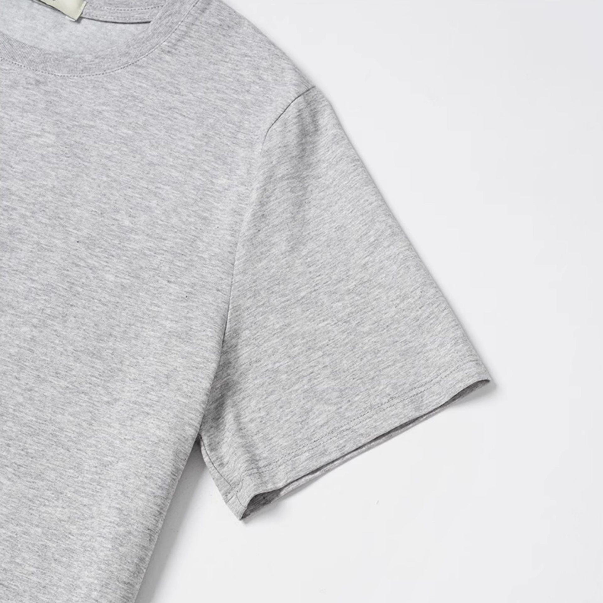 無地 Tシャツ すっきり着こなせる 定番丸首半袖