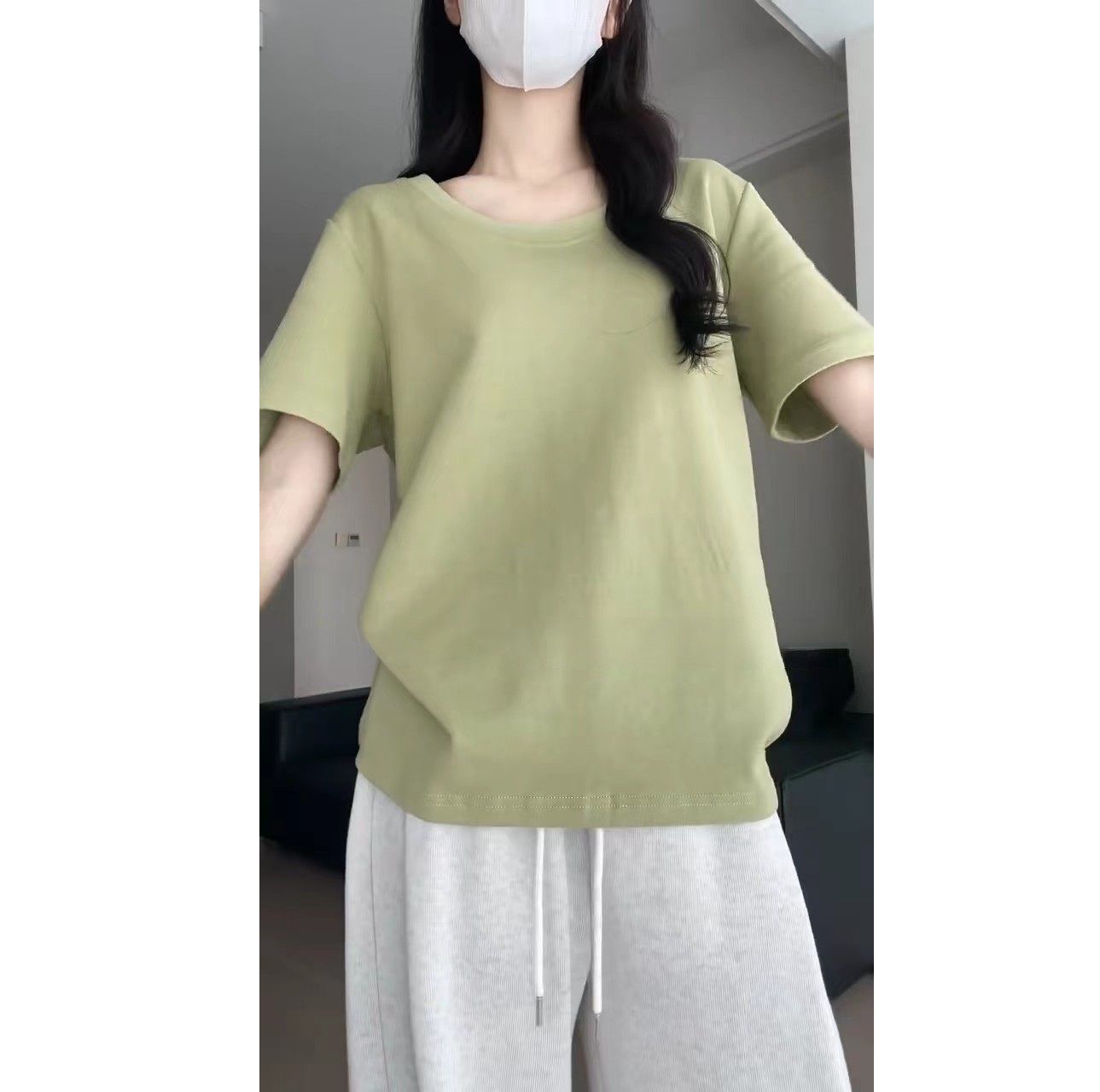 無地 Tシャツ Uネック ゆったり半袖Tシャツ