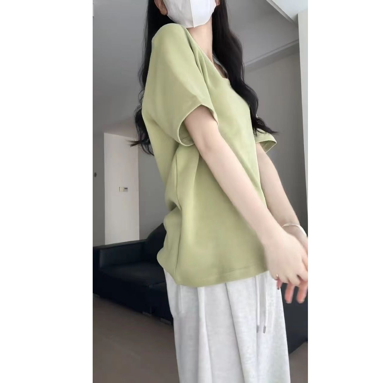 無地 Tシャツ Uネック ゆったり半袖Tシャツ