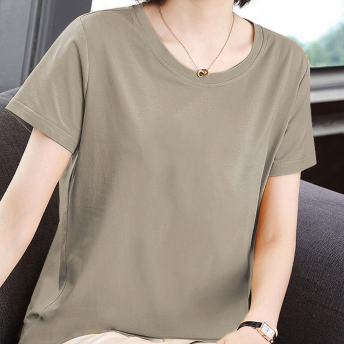 https://fulmo-img-server.com/simpletee/1754874427675_wp85o55e_181hqrqe.jpeg