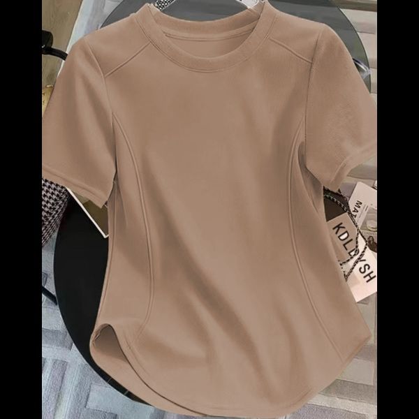 無地 Tシャツ すっきりシルエット 立体裁断 半袖