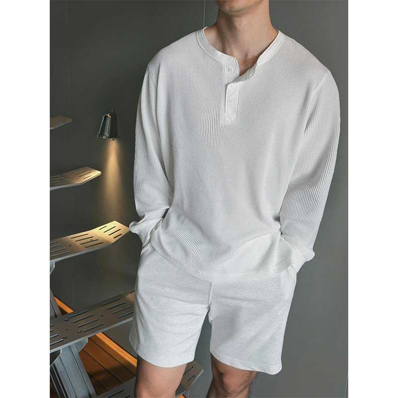 コスパ抜群！安い長袖無地tシャツで快適な毎日を楽しむ5選