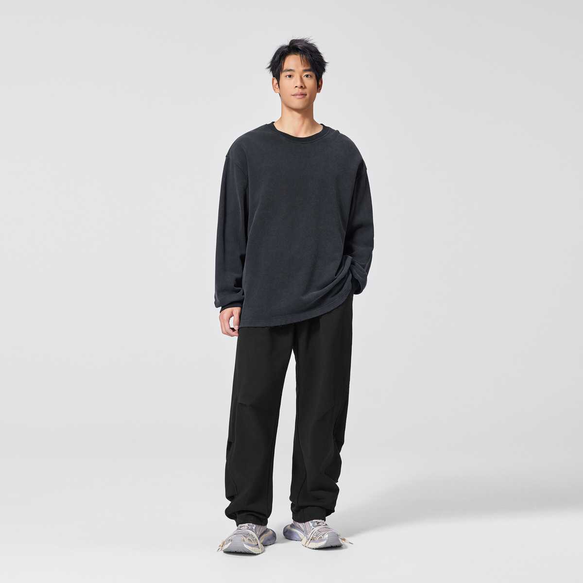 シンプルで合わせやすい！無地ロンTメンズおすすめ5選