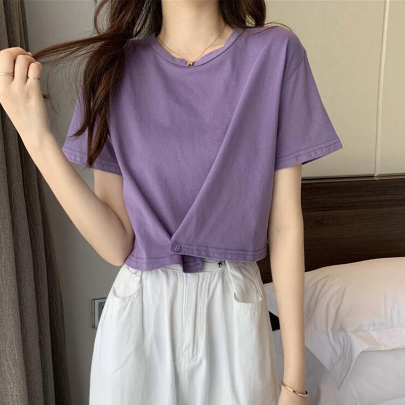 無地 Tシャツ デザイン性のある短丈無地Tシャツ