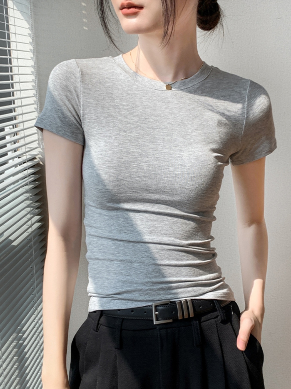 無地 Tシャツ しなやかフィット 美シルエット半袖