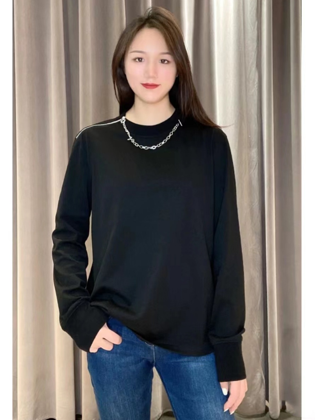 無地 Tシャツ チェーンネックレス付き無地長袖トップス