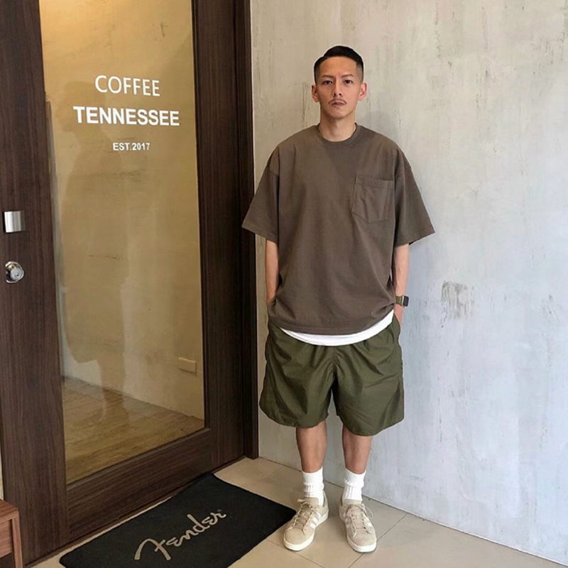 無地 シャツ ゆるシルエット ポケット付きベーシックカットソー