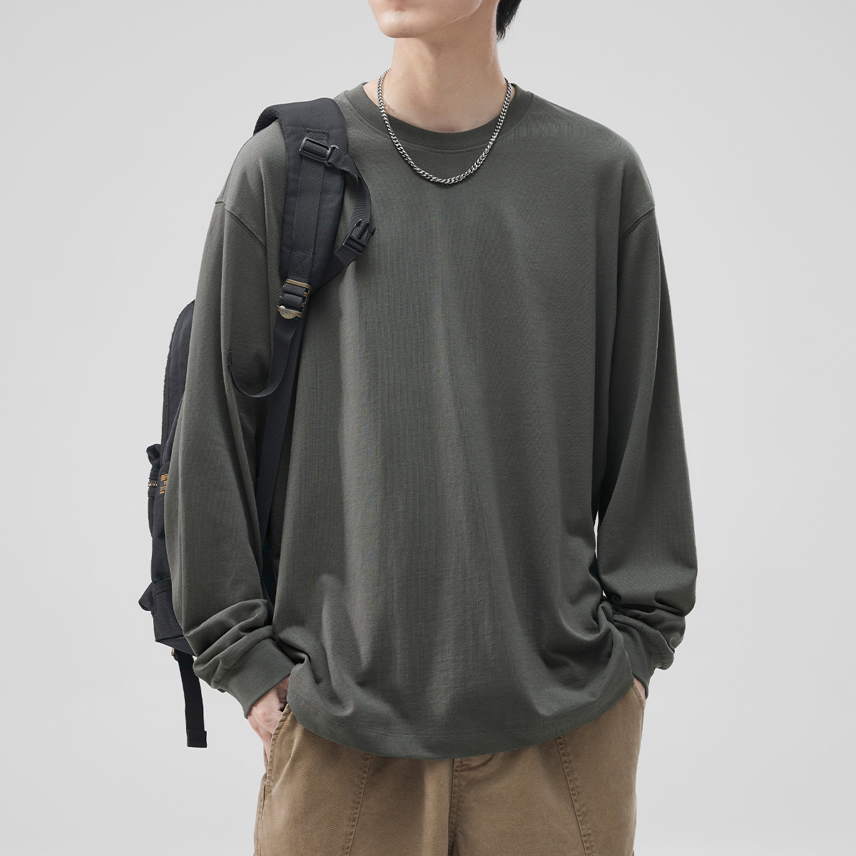 無地 Tシャツ シンプル ゆったりサイズ 長袖カットソー