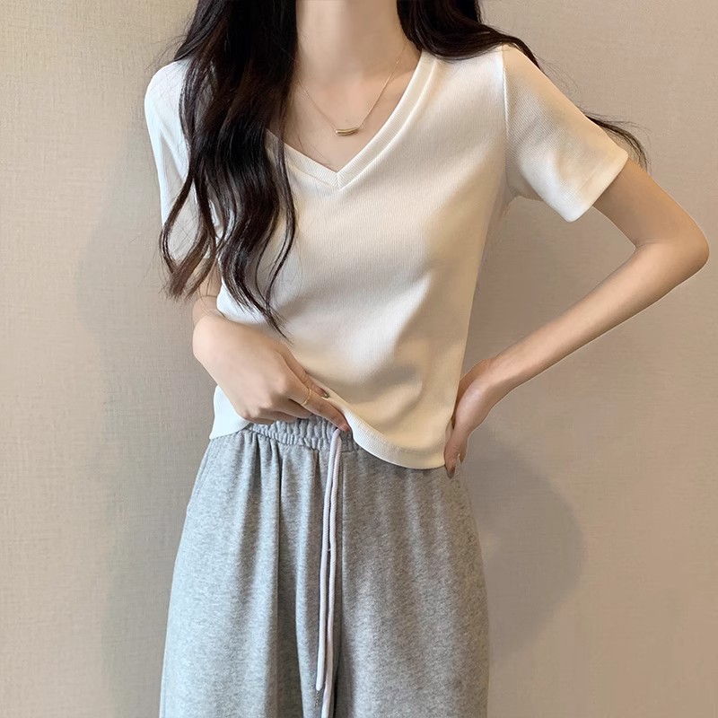 無地 Tシャツ すっきり着こなせるVネック半袖