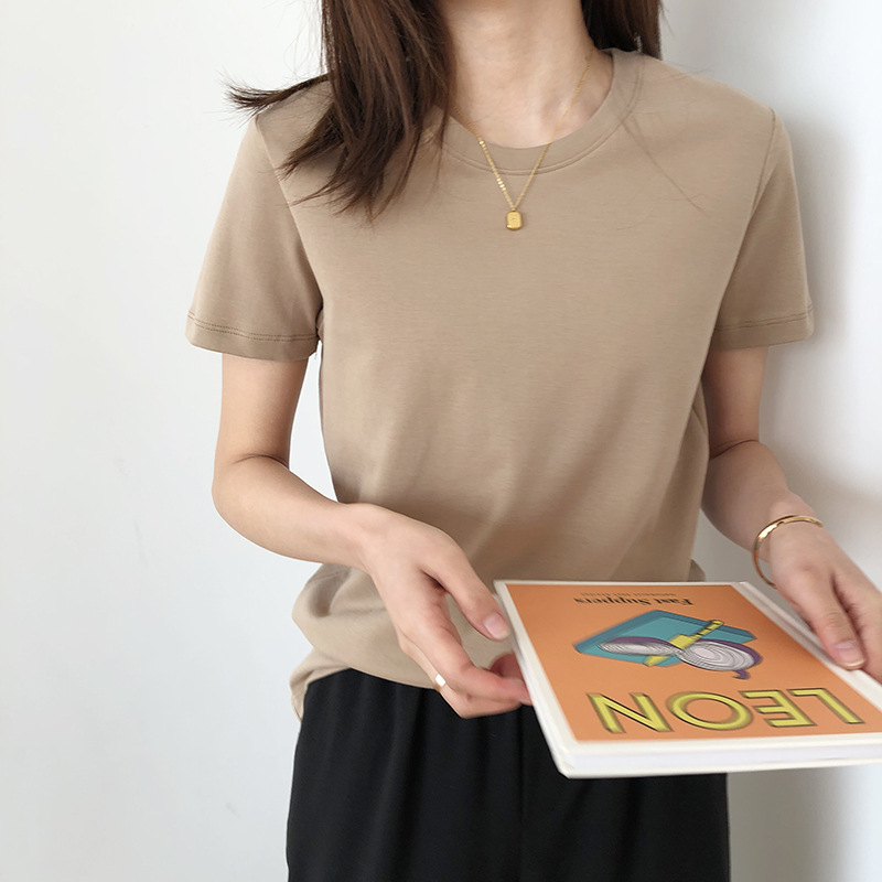 無地 シンプル美人の定番無地Tシャツ