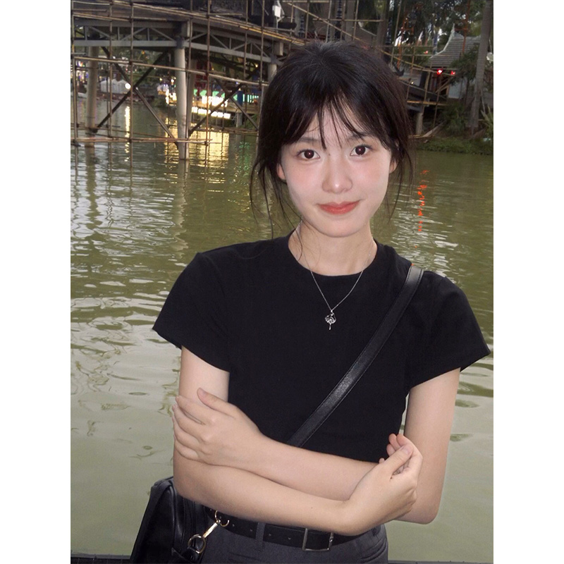 無地 Tシャツ シンプルやわらか丸首半袖