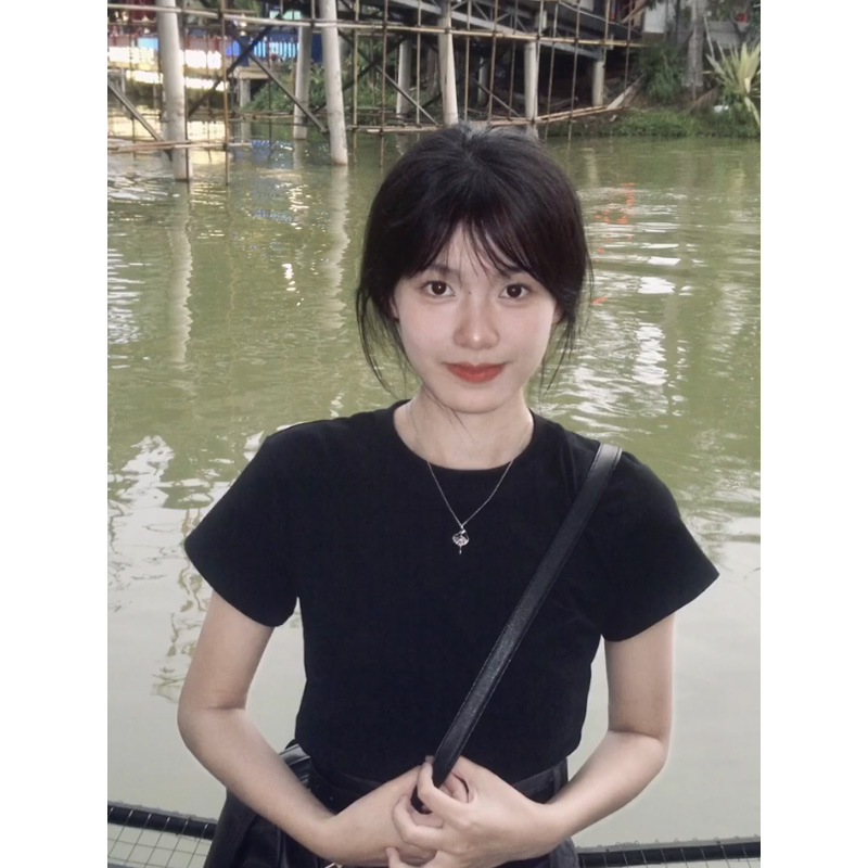 無地 Tシャツ シンプルやわらか丸首半袖