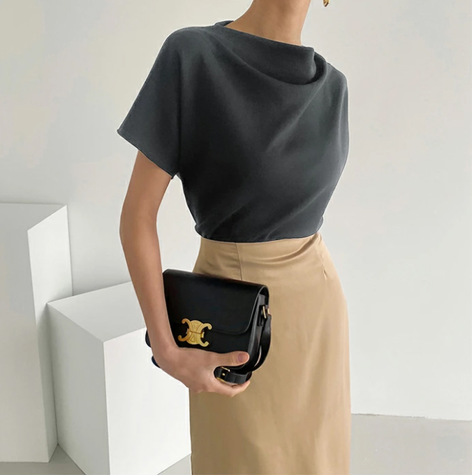 https://fulmo-img-server.com/simpletee/cecc556f-e811-4c6d-86b8-3f0a47d6ac30.jpg