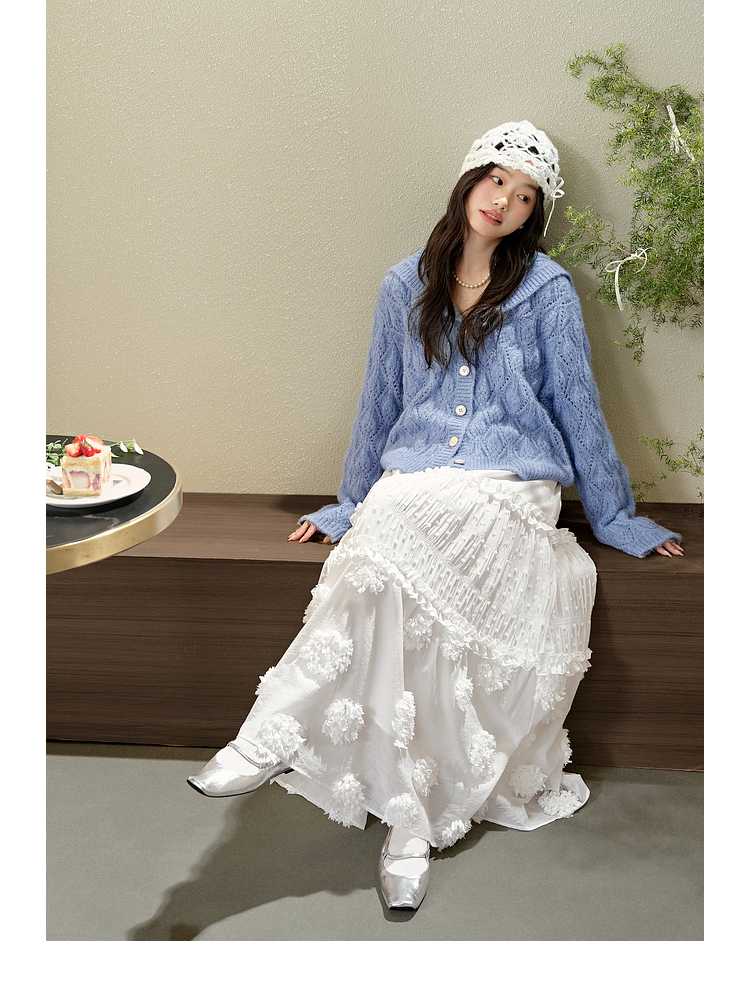 着るだけで華やぐ花柄スカート5選