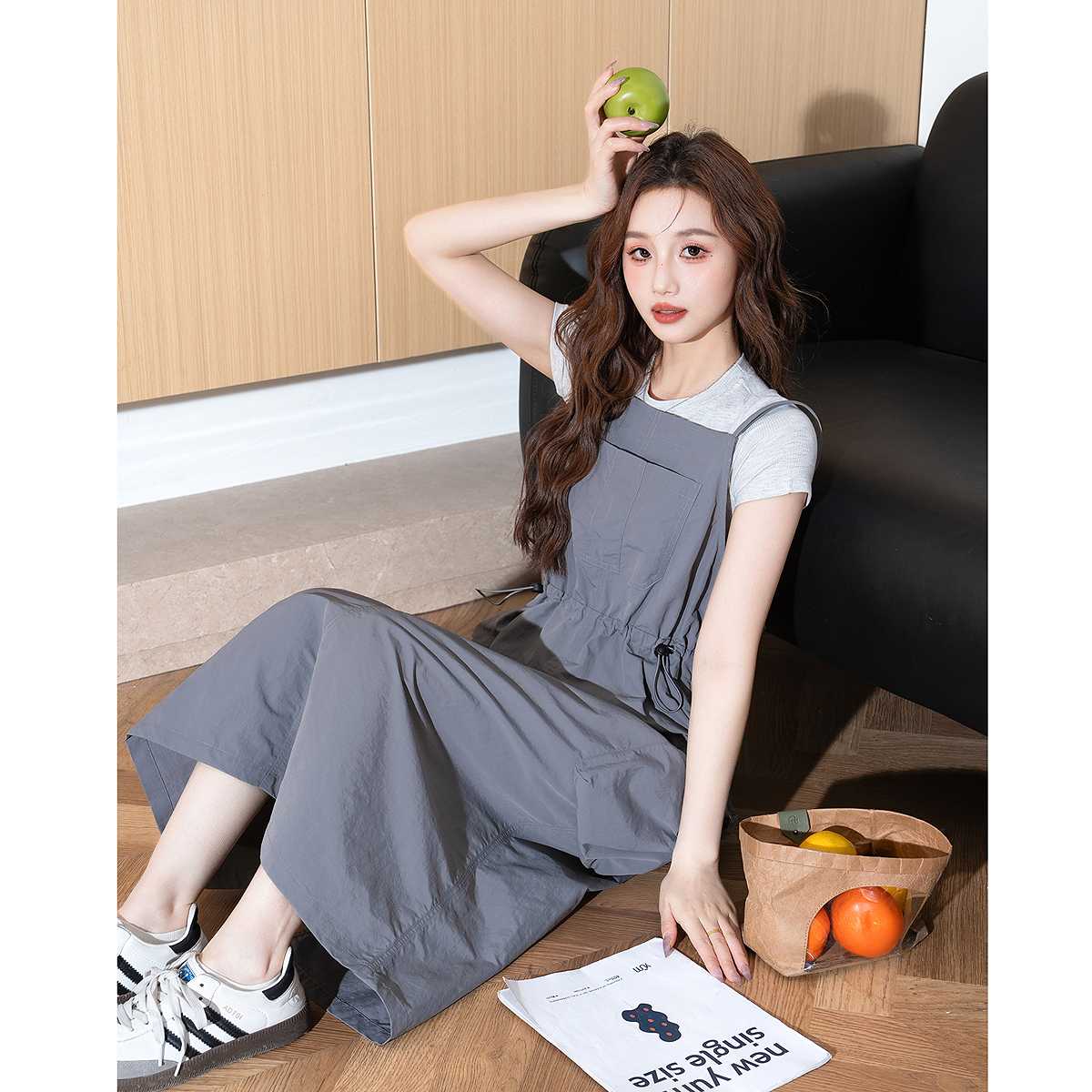 ウエストを美しく見せる！ジャンパースカートおすすめ10選