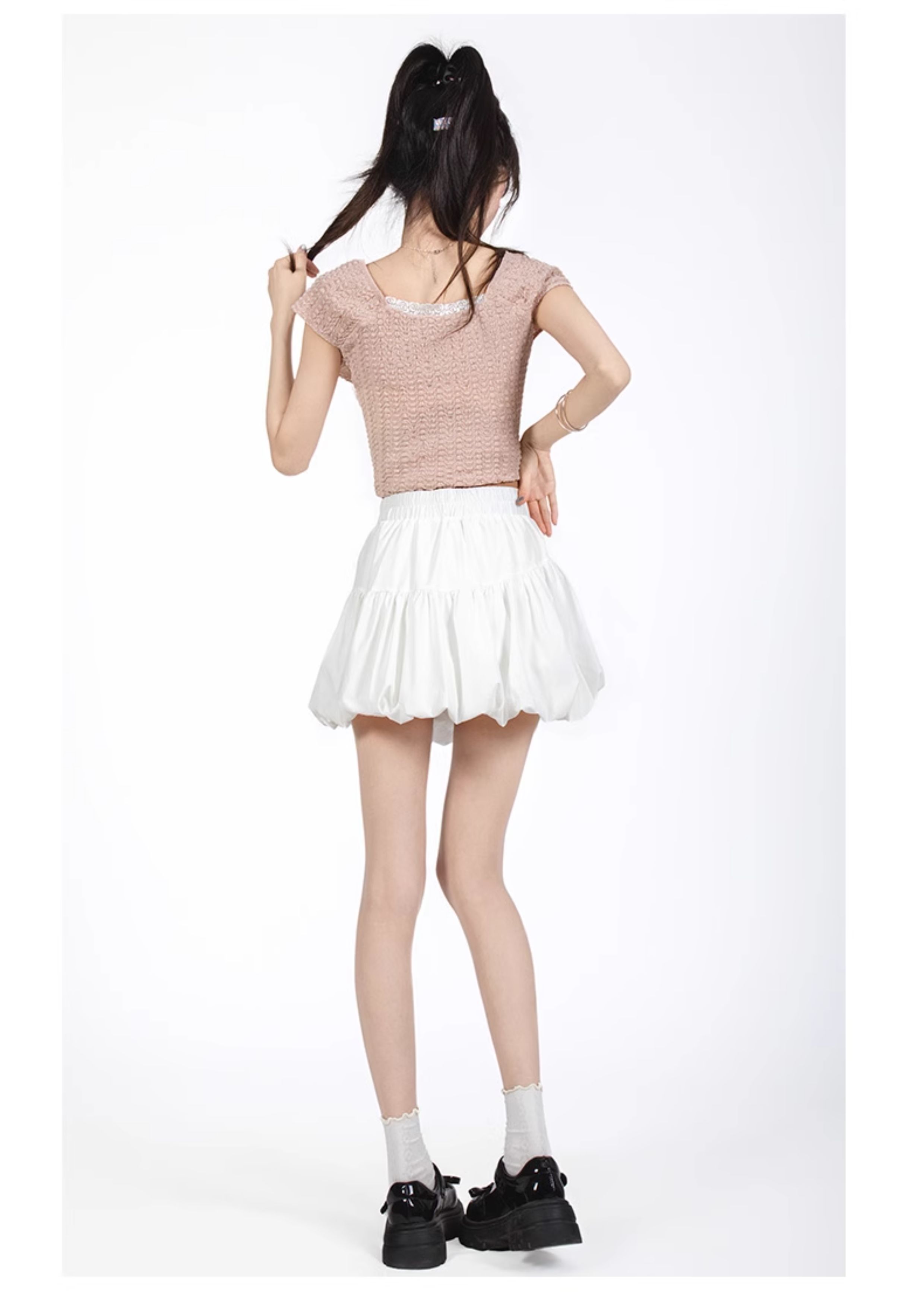 https://fulmo-img-server.com/skirtsalon/62d40756-7f27-40dd-802e-5e1b4ffacfc3.jpg