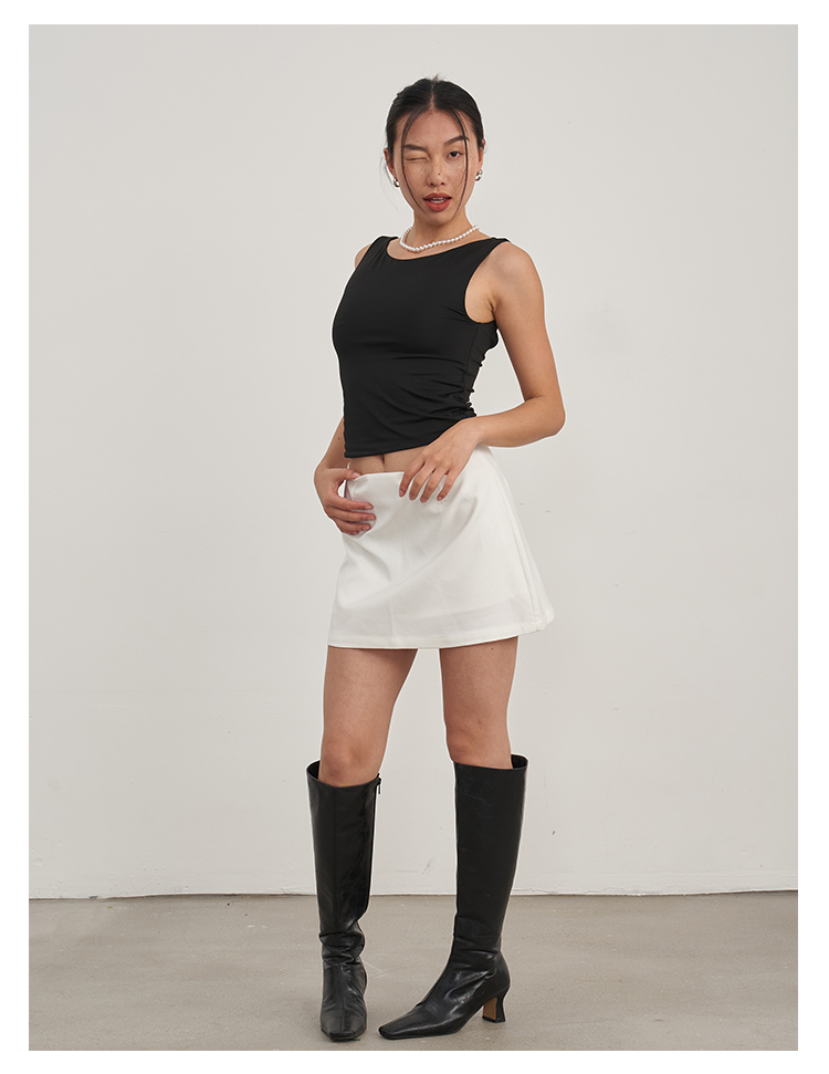 https://fulmo-img-server.com/skirtsalon/655cb372-8d0f-42eb-8618-5086a3f336dd.jpg