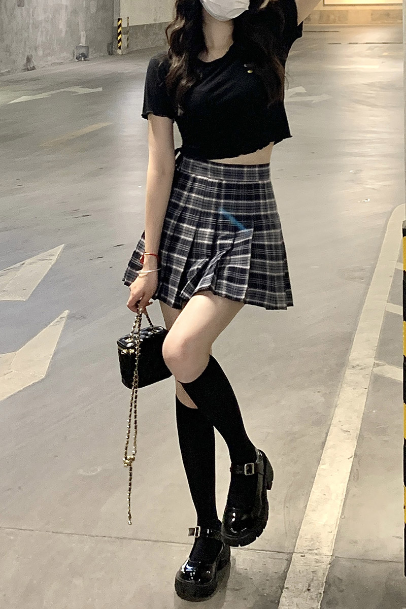スカート クラシカルプリーツミニスカート