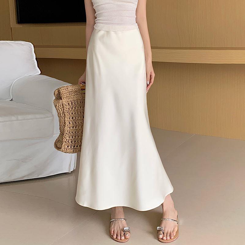 https://fulmo-img-server.com/skirtsalon/91c09724-efc3-447d-b504-b245ca8cab88.jpg