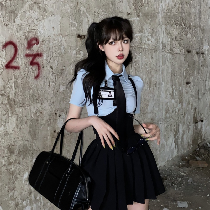スカート 制服風サスペンダープリーツスカート