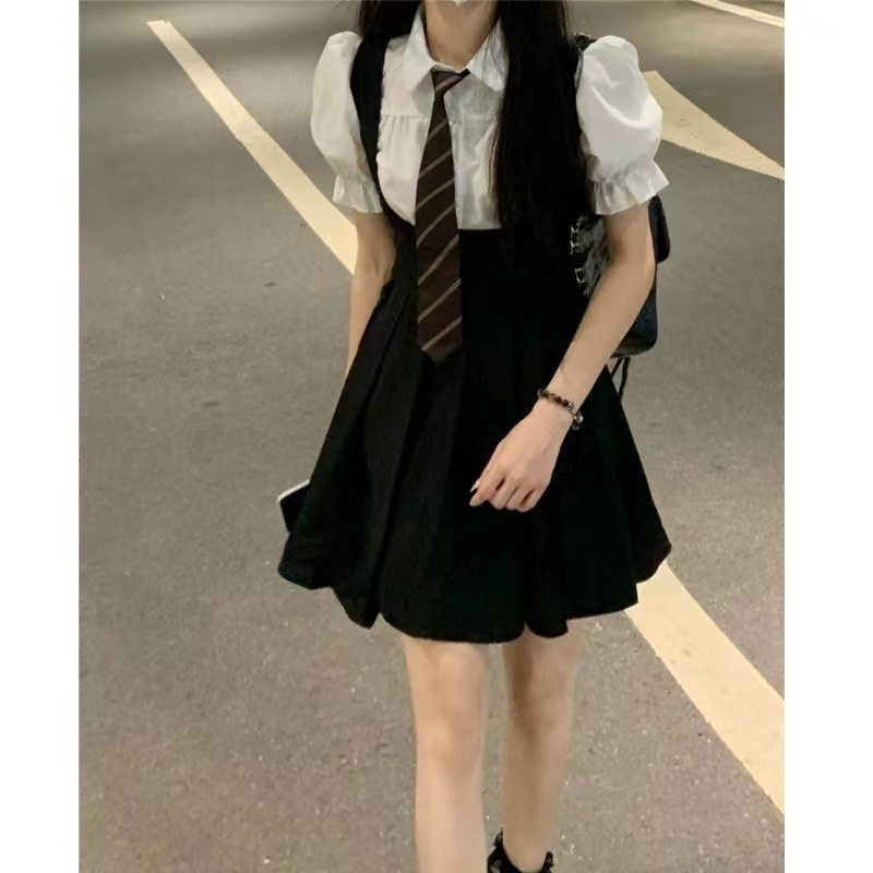 スカート 学園風プリーツジャンパースカート