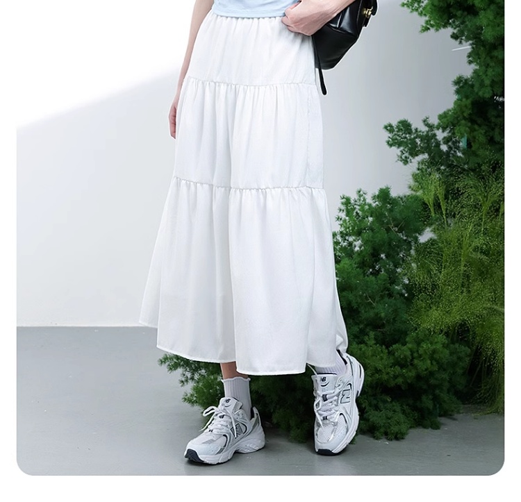 https://fulmo-img-server.com/skirtsalon/b3eb479e-7994-4eeb-bdab-706d29b458c6.jpg