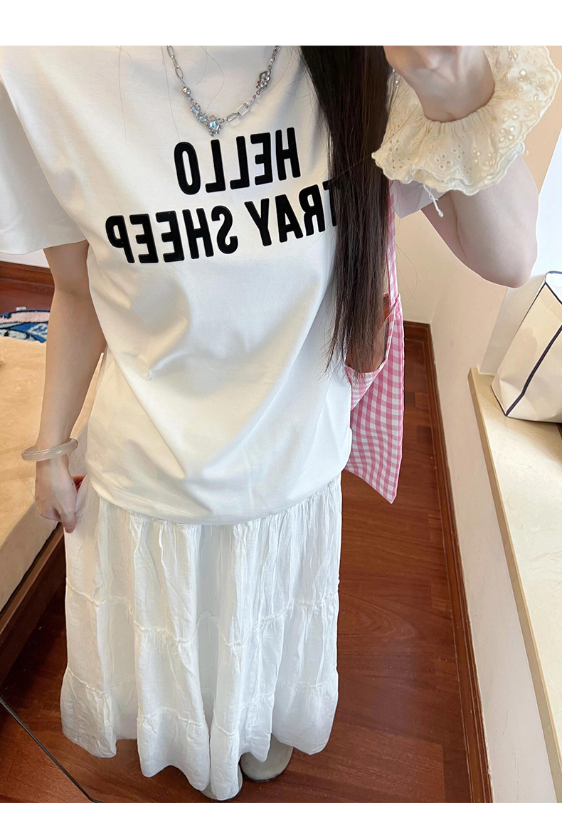 https://fulmo-img-server.com/skirtsalon/dee529ba-9d8a-4389-81bf-bd300b1e6193.jpg
