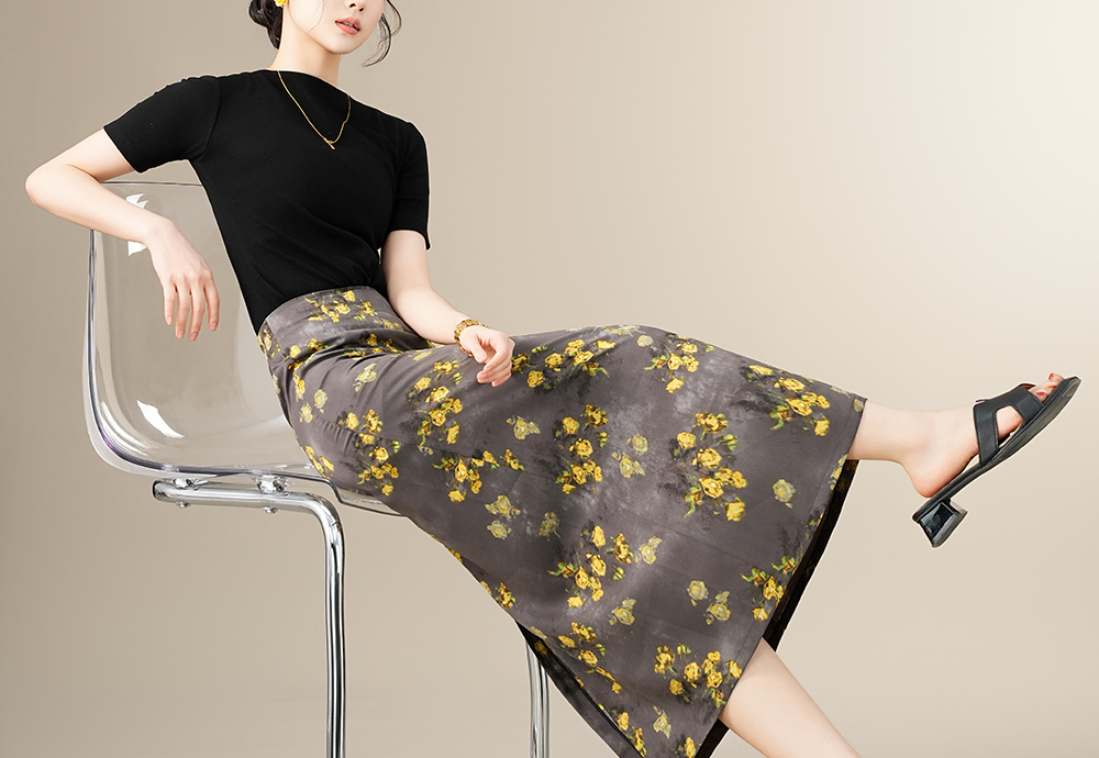 スカート 花柄サテン風ロングスカート