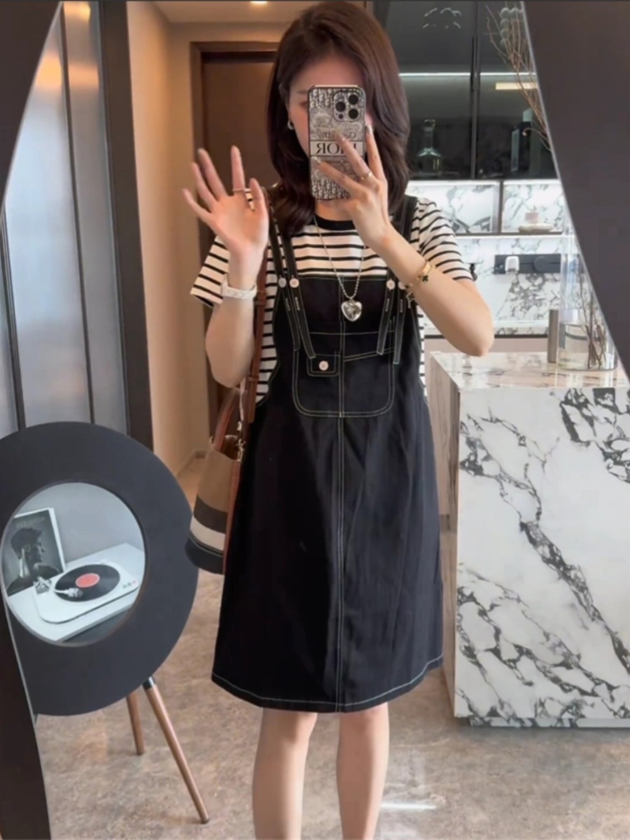 https://fulmo-img-server.com/skirtsalon/f5b7de85-6c5a-4767-9ac1-db37d497fb1d.jpg