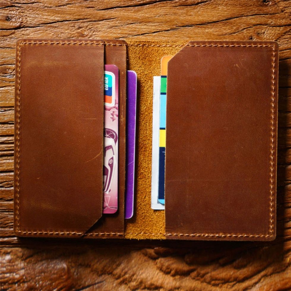 フラグメント ケース 本革製二つ折りクレジットカードケース