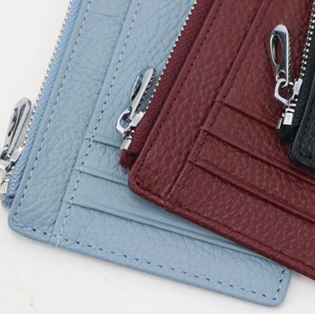 フラグメント ケース ブルー 本革シボ型押しファスナー付き