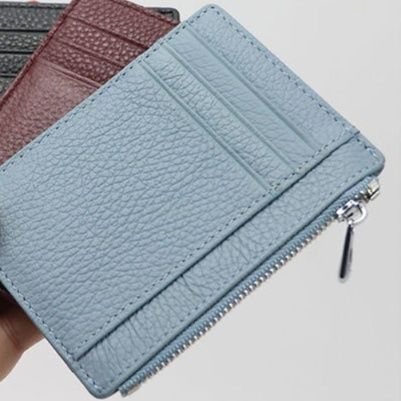 フラグメント ケース ブルー 本革シボ型押しファスナー付き