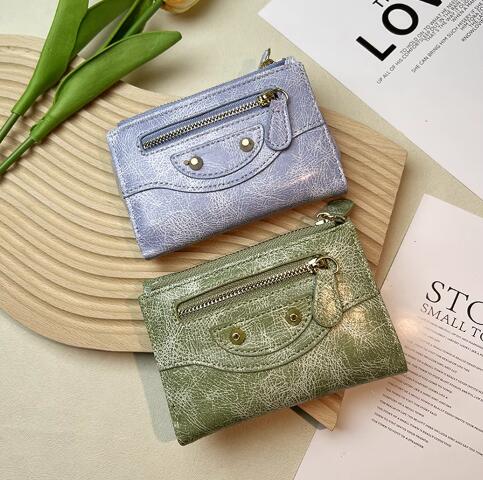 フラグメント ケース クレジットカードケース コンパクト財布 小銭入れ付き 合成皮革