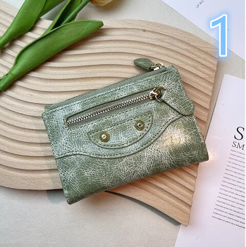 フラグメント ケース クレジットカードケース コンパクト財布 小銭入れ付き 合成皮革