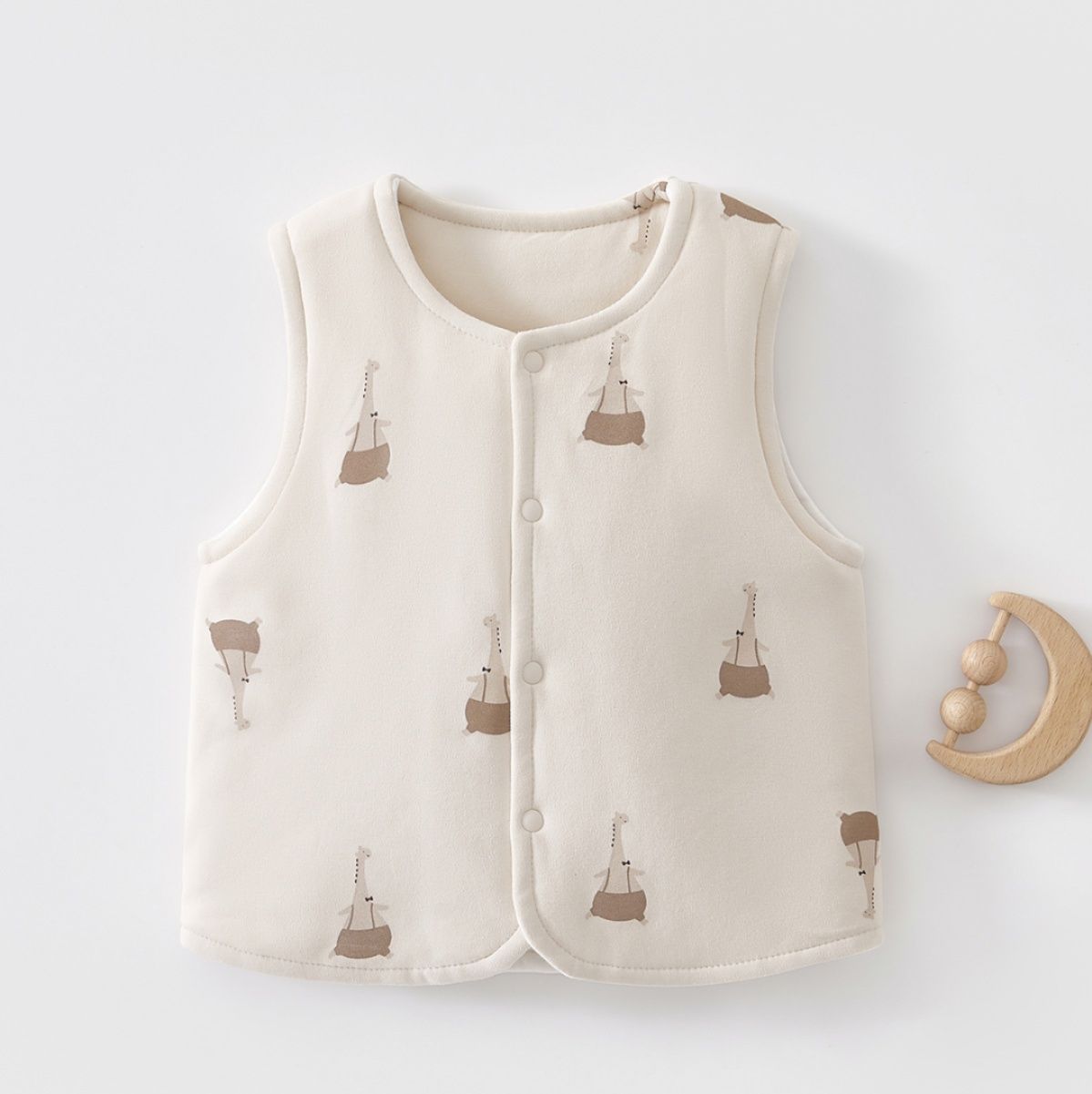 スリーパー 刺繍の可愛いベビー用スリーパーベスト